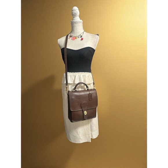 VTG Coach Station Bag 5130 Mahogany Leather Brass Crossbody Satchel 90s USA + Ta - Picture 2 of 9